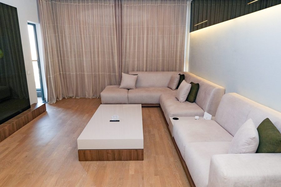 1-BR Apartment with Balcony in Sheikh Zayed